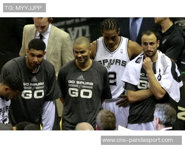 热火与马刺第二场激战回顾球员表现与战术分析全景呈现